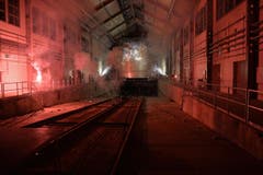 Vorhang beziehungsweise Schleuse auf für die neue Werft der Bodensee-Schifffahrt. (Bild: Reto Martin)