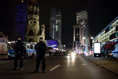 Truck crashed into a Christmas market in Berlin (Bild: Keystone)