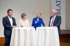 Richard Ammann, Margrit Kessler, Karin Keller-Sutter und Thomas Müller (v.l.). (Bild: Ralph Ribi)