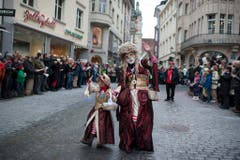 Mitglieder der Gruppe "Solothurner Fasnacht: Gassefäger Solothurn". (Bild: Keystone)