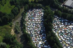 Dicht an dicht reihen sich die Zelte aneinander. (Bild: Hanspeter Schiess)
