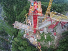 Täfers - Taminabrücke im Bau (Bild: Ralph Ribi)