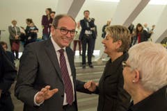 Der frisch gewählte Bruno Damann im Gespräch mit Ständerätin Karin Keller-Sutter. (Bild: Urs Bucher)