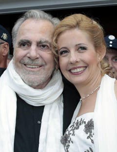 Im August 2013 heiratete Maximilian Schell die fast 50 Jahre jüngere Iva Mihanovic - sie war nun bei ihm im Spital, als er starb. (Bild: Keystone)