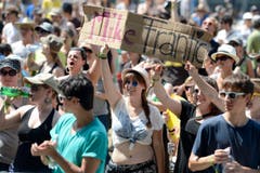 Fans der Wiler Band Frantic. (Bild: Benjamin Manser)