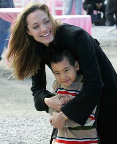 Jolie mit Sohn Maddox. (Bild: Keystone)