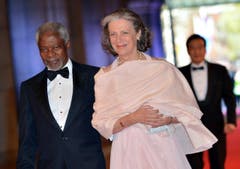 Der ehemalige Uno-Generalsekretär Kofi Annan mit seiner Ehefrau Nane Lagergren. (Bild: Keystone)