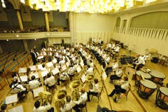 Die Formation aus Jona in der Tonhalle. (Bild: Hanspeter Schiess)