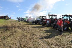 Starke Maschinen und starke Männer am Tractor Pulling auf dem Iselisberg. (Bild: Nana do Carmo)
