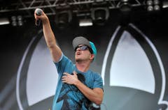 Dem älteren Publikum noch unter dem Namen Absolute Beginner bekannt, machen die Beginner Stimmung am Open Air Frauenfeld. (Bild: Reto Martin)