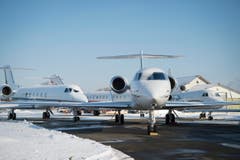 Altenrhein - Flughafen Flugplatz Altenrhein Hohes Verkehrsaufkommen wegen WEF in Davos Zusätzlich ca. 330 Flugzeuge Privatjets (Bild: Ralph Ribi)