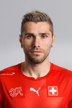 Valon Berahmi, Note 4,5. Fasst gegen Pogba den undankbarsten Job auf dem Platz. Macht seine Sache ordentlich. (Bild: Keystone / Gian Ehrenzeller)