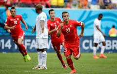 Xherdan Shaqiri traf bereits in der 6. Minute zum 1:0 für die Schweiz. (Bild: Keystone)