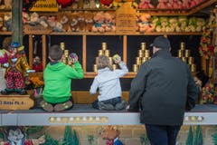 Jahrmarkt Leute Stimmung (Bild: Michel Canonica)