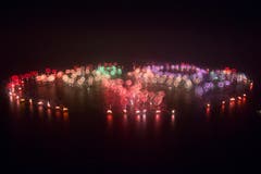 Feuerwerk über den World Islands in Dubai. (Bild: Keystone)