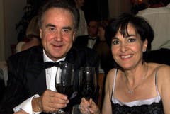 Das Ehepaar Felix am Presseball im Hotel Dolder in Zürich im Jahr 2000. (Bild: Keystone)