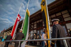 Die Fahnen der Schweiz, des Thurgaus und Romanshorns wurden gehisst. (Bild: Reto Martin)