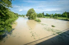 Hochwasser auf der Thur: In Uesslingen trat der Fluss bereits über die Ufer. (Bild: Reto Martin)