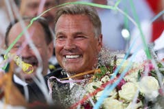 Die letzte "Hopp de Bäse"- Sendung von Kurt Zurfluh in seinem Wohnort Weggis. (Bild: Philipp Schmidli)