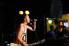 Knöppel (Bild: Roman Hertler)