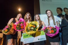 Die Kunstradfahrerinnen des Radfahr-Vereins Sirnach heimsten den Preis als Mannschaft des Jahres ein. (Bild: Michel Canonica)