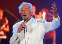 Bandleader und Komponist James Last bei einem Konzert in Zürich. (Bild: Keystone)