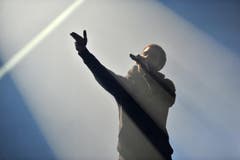 Alle Augen auf den Star auf der Bühne. Drake in seinem Element. (Bild: Reto Martin (Reto Martin))