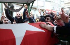 Aftermath of gun attack at a night club in Istanbul (Bild: Keystone)