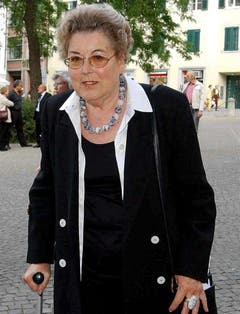 Lilian Uchtenhagen im Jahr 2002 bei der Trauerfeier für Schriftstellerin und Journalistin Laure Wyss. (Bild: Keystone)