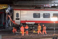 SCHWEIZ LUZERN ZUG UNFALL (Bild: Keystone)