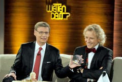 Jauch, der die meisten Kollegen bis auf den alten Weggefährten Thomas Gottschalk siezt, lässt nur wenige an sich heran. (Bild: Keystone)