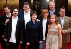Rickman mit einigen Schauspielkollegen von "Harry Potter", darunter Daniel Radcliffe, Rupert Grint und Emma Watson. (Bild: Keystone)