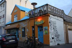 Willkommen im Café Babalú... (Bild: Marion Loher)