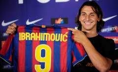 Platz 14: Zlatan Ibrahimovic. 2009 für 69,5 Millionen Euro von Inter Mailand zu Barcelona. Im Tausch inbegriffen war der Transfer von Samuel Eto'o, der zu Inter Mailand musste. (Bild: Manu Fernandez / Keystone)