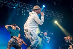 Pharrell Williams heizte den Festivalbesuchern gehörig ein. (Bild: Michel Canonica)