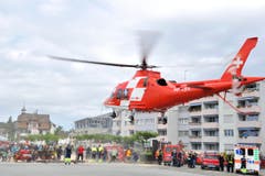 Romanshorn TG , 24.05.2014 / Jugendfeuerwehr Schweizermeisterschaft " Feuer und Wasser " mit Wettkämpen, Fahrzeugausstellung , Rega , Krankenwage und Rettungs - Shows in Romanshorn . (Bild: Donato Caspari)