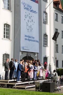 Interreligi?se Feier zum eidgen?ssischen Bettag, Klosterplatz, St. Gallen (Bild: Peter Käser)