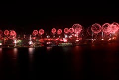 Feuerwerk über Jumeirah Palm Island in Dubai. (Bild: Keystone)