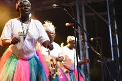 Ogoya Nengo and the Dodo Women's Group (Bild: Roman Hertler)