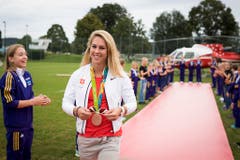 Giulia Steingruber wird nach ihrem olympischen Medaillengewinn in Gossau empfangen. (Bild: GIAN EHRENZELLER (KEYSTONE))
