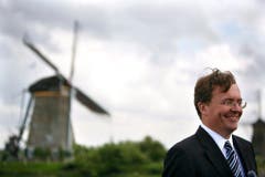 Prinz Johan Friso startet am 11. Mai 2007 die Spendenaktion «Windmill looks for friends» anlässlich des Jahres der Windmühlen. (Bild: Keystone)