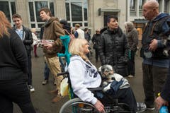 Bei den Rechten waren rund 30 Personen anwesend. (Bild: Ralph Ribi)