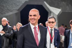 Bundesrat Alain Berset an der Tunneleröffnung. (Bild: Keystone)