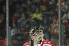 Biels Torhüter Marco Streit. Er hält einen Penalty von Schnyder.