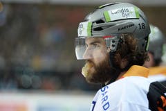 Der Zuger Dominik Schlumpf beobachtet seinen Gegner. (Bild: Daniel Teuscher/EQ Images)