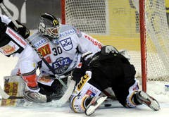 Zugs Goalie Jussi Markanen. (Bild: Keystone/Karl Mathis)