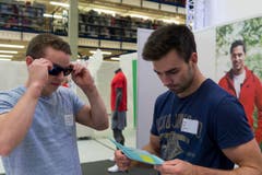 Kunstturner Christian Baumann (links) und Oliver Hegi (Bild: Keystone / Georgios Kefalas)