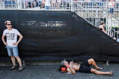 Schatten ist überall heiss begehrt. (Bild: PETER SCHNEIDER)