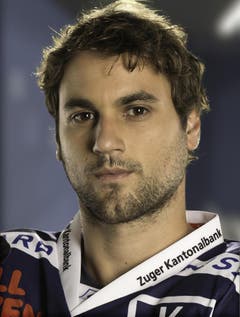 Simon Lüthi, Note 4 Ehrlicher Arbeiter mit tiefer Fehlerquote. Im Frühling verlor er erst seine Sicherheit und dann das Vertrauen des Trainers. Quali: 33 Spiele, 1 Tor/2 Assists, 14 PIM, Minus-3-Bilanz. Playoff: 3 Spiele, 1 Tor/ 1 Assist, 2 PIM, ausgeglichene Bilanz. (Bild: PD)