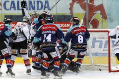 Kein Tor für Zug bei dieser umstrittenen Situation. (Bild: Keystone)
